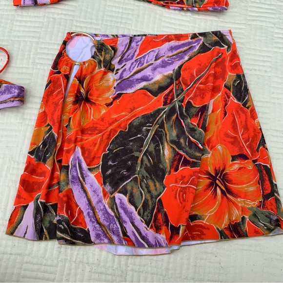Indah Orange Floral Bikini Set - Picture 8 of 9